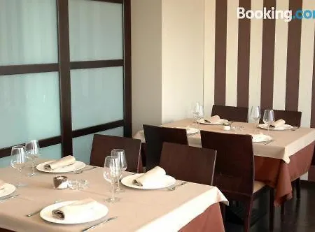 Hotel Arteixo Артейхо
