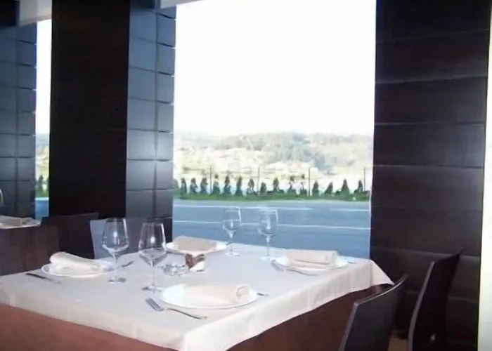 Hotel Arteixo Отель Артейхо