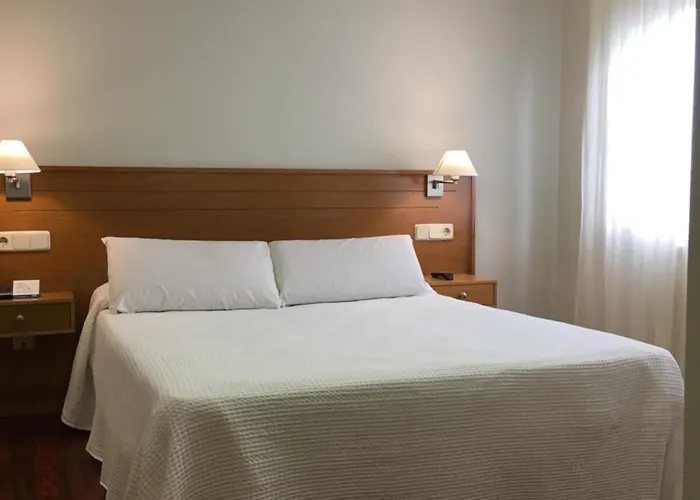 Hotel Arteixo Отель Артейхо