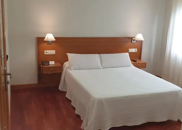 Отель Hotel Arteixo
