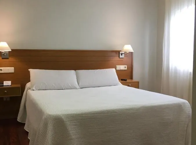 Hotel Arteixo Артейхо